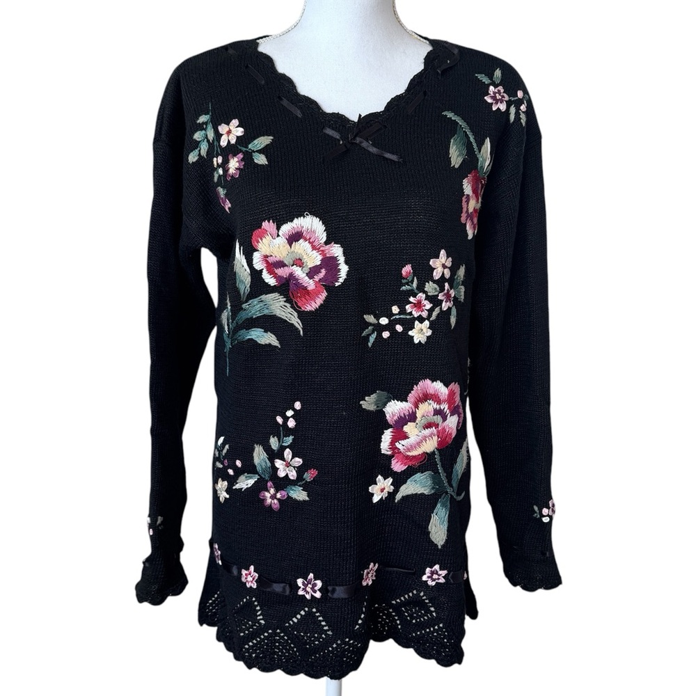Vtg Capacity Floral Embroidered Black Sweater Fairy Whimsigoth Cottage Core